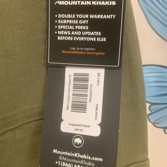 31x30 green classic fit - Picture 3 of 4